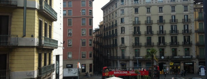 Saint Christophers Hostel Barcelona is one of Hostels Europa.