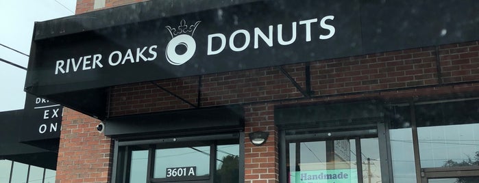 River Oaks Donut Shop is one of Houston.