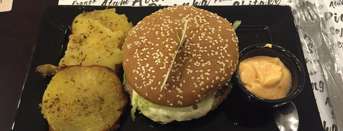 Fit Burgers is one of RIBEIRÃO PRETO 🇧🇷.