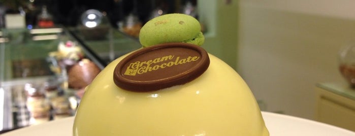 Cream & Chocolate is one of Glyfada.