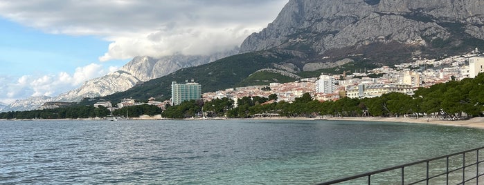 Makarska is one of Posti che sono piaciuti a Alika.