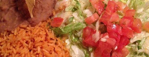 Armando's Mexican Cuisine is one of สถานที่ที่ Cierra ถูกใจ.
