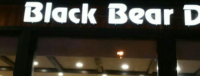 Black Bear Diner is one of États-Unis.