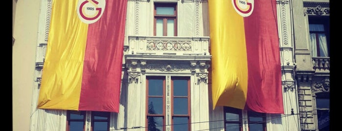 Galatasaray Square is one of Best spots for Galatasaray fans.