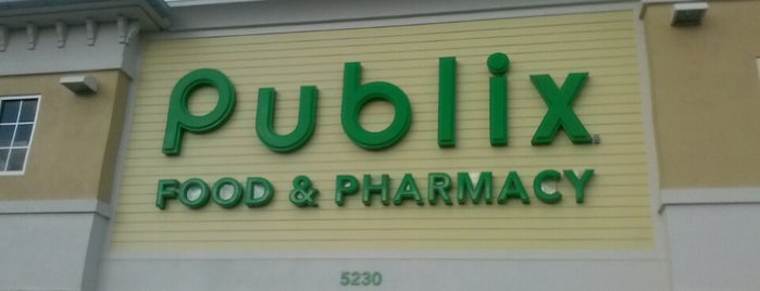 Publix Super Market at Harbor Point is one of Locais curtidos por Lisa.