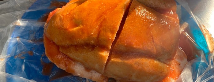 Tortas El Compadre is one of Mexicana.