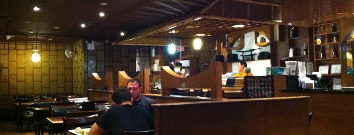 Sushi Palace is one of Tina : понравившиеся места.