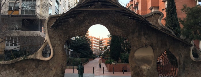 Porta Finca Miralles is one of Barcelona.