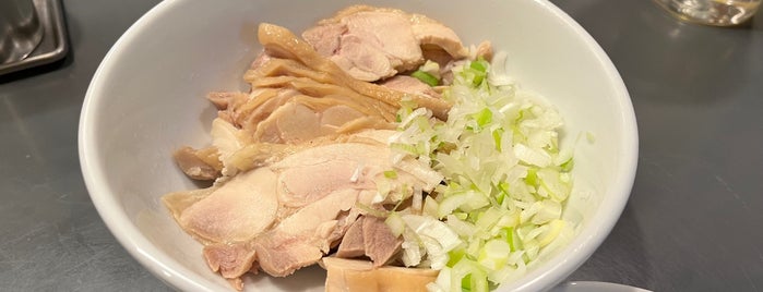 らーめん たくみ is one of うまかったラーメン.