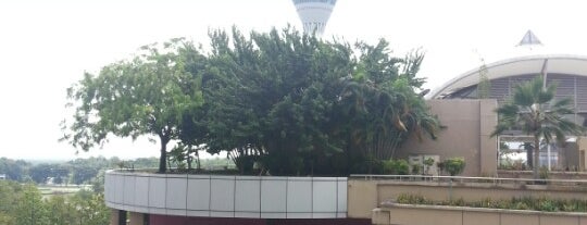Kuala Lumpur International Airport Terminal 1 (KUL) is one of malezya.