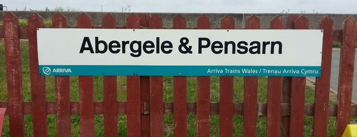 Abergele & Pensarn Railway Station (AGL) is one of Mark'ın Beğendiği Mekanlar.