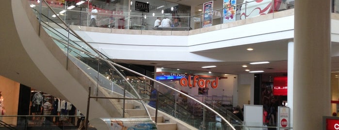 Centro Comercial Caribe Plaza is one of Cartagena.