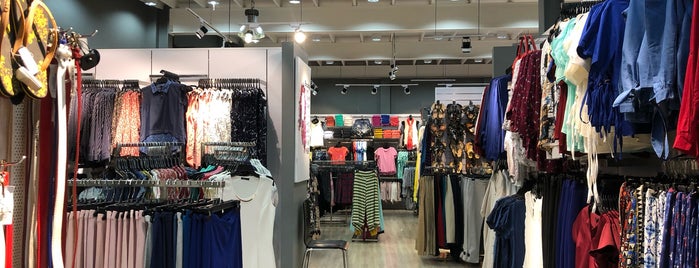 The Factory Outlet is one of Colombo.
