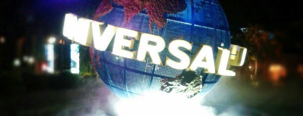 Universal Studios Florida is one of Common Places.
