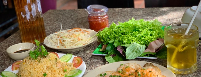 Bánh Khọt Cô Ba Vũng Tàu is one of 🚁 Vietnam 🗺.