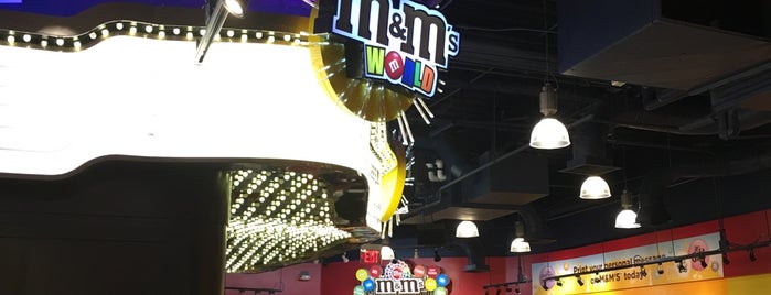 M&M's World is one of Orte, die Hussein gefallen.