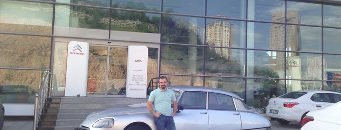 Otosay Citroen Plaza is one of Erol’s Liked Places.