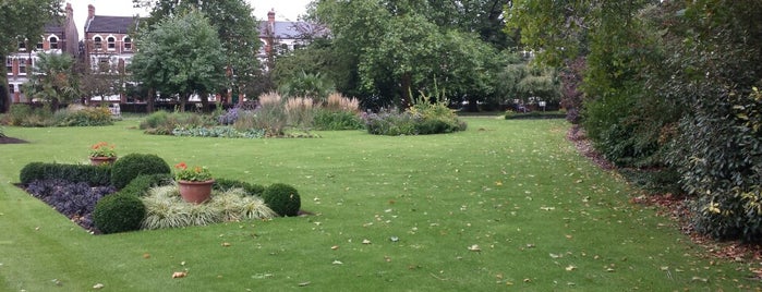 Quiet Garden is one of Sole'nin Beğendiği Mekanlar.