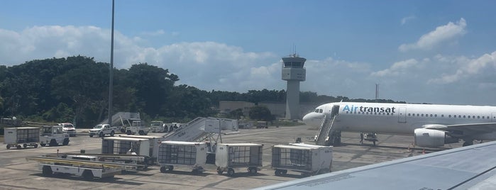 Aeropuerto Internacional Presidente Juan Bosch. (MDCY / AZS) is one of Aeroportos.