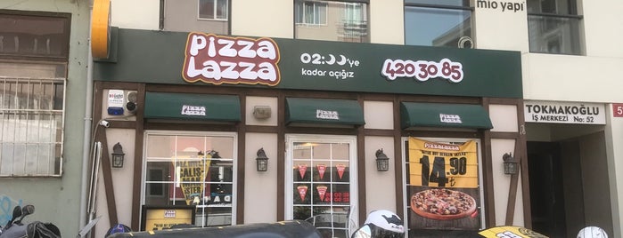 PizzaLazza Acıbadem is one of Tempat yang Disukai Gulden.
