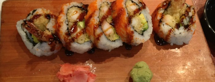 Sushi & Deli Box is one of MrEspinal: сохраненные места.