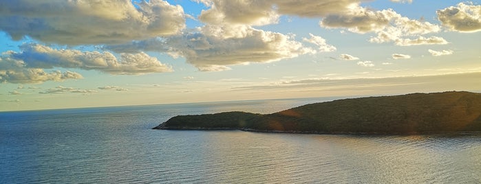 Budva is one of Lieux qui ont plu à TC Bahadır.