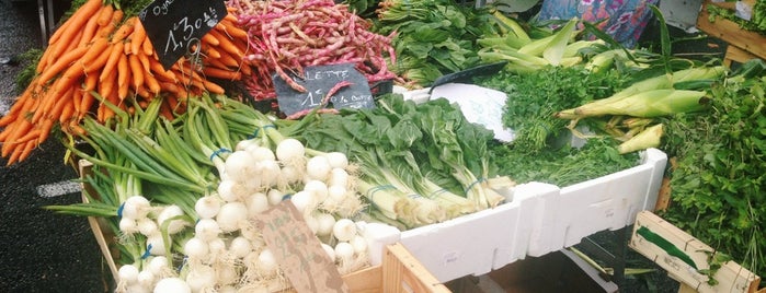 Marché de Saint-Raphaël is one of St Raphael.