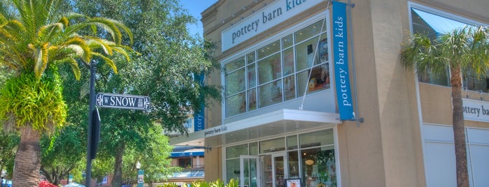 Hyde Park Village is one of Lo mejor de Tampa 2018.