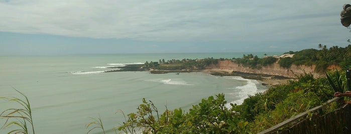 Mirantes Dos Golfinhos is one of Tempat yang Disukai Marina.