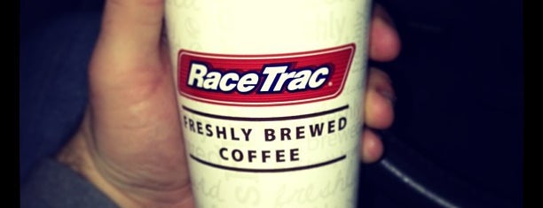 RaceTrac is one of Locais curtidos por MarktheSpaMan.