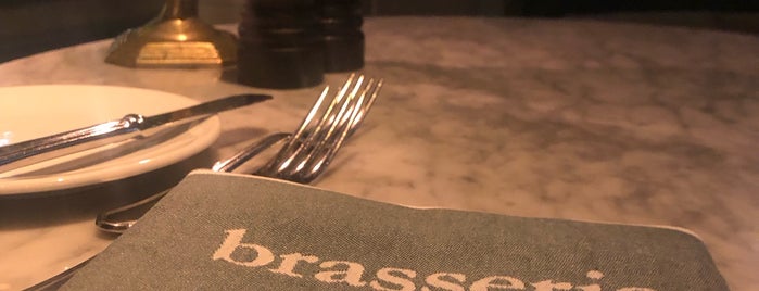 Brasserie Tortue is one of Hamburg 🥨🇩🇪.