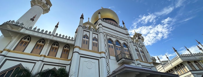 Masjid Sultan (Mosque) is one of Locais curtidos por 𝙷𝙰𝙵𝙸𝚉𝚄𝙻 𝙷𝙸𝚂𝙷𝙰𝙼.