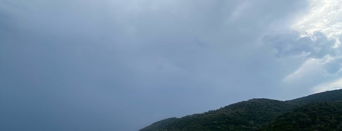 Μικρός Γιαλός is one of Greek summer.