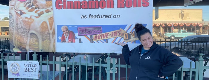 Ramona Cafe is one of "Diners, Drive-Ins & Dives" (Part 1, AL - KS).