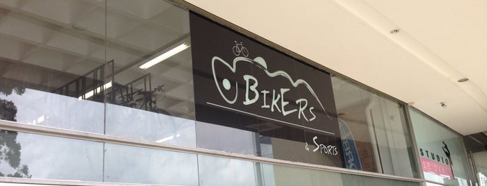 Dot Bikers & Sports is one of Lugares favoritos de Robson.