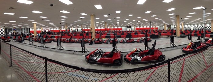 Need 2 Speed Indoor Kart Racing is one of Guy'un Beğendiği Mekanlar.