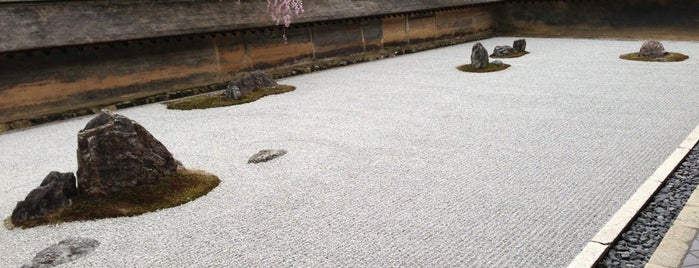 Ryoan-ji is one of 京都に旅行したらココに行く！.