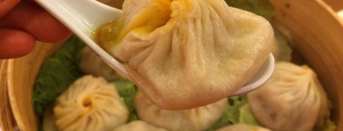 Joe's Shanghai 鹿嗚春 is one of Succulent Soup Dumplings.