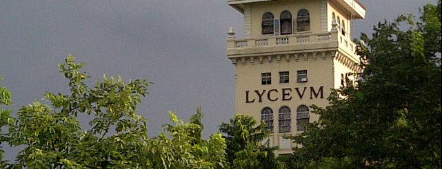 Lyceum of the Philippines University is one of Lieux qui ont plu à Gerald Bon.