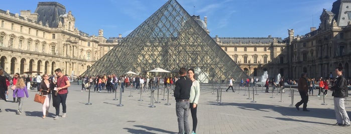 Pyramide du Louvre is one of MiAe Rive Droite I-II.