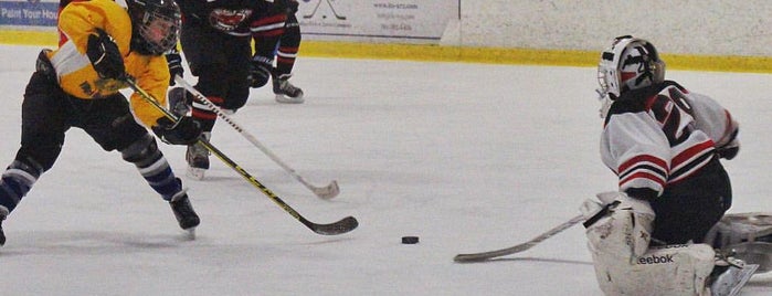 Canton Sportsplex is one of Hockey Rinks.