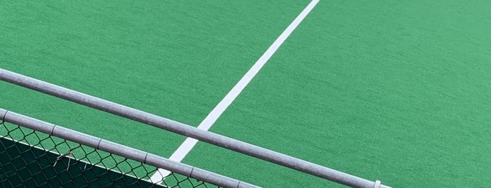 Larense Mixed Hockey Club is one of Amsterdã.