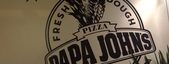 Papa John's Pizza CDMX - Sta. Mónica is one of Tempat yang Disukai Raquel.