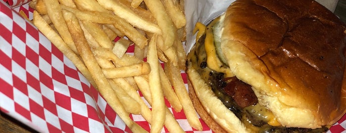 Small Cheval is one of The 15 Best Places for Cheeseburgers in Chicago.