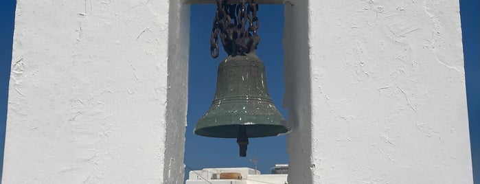 Ναός Κοιμήσεως Θεοτόκου is one of Paros island.