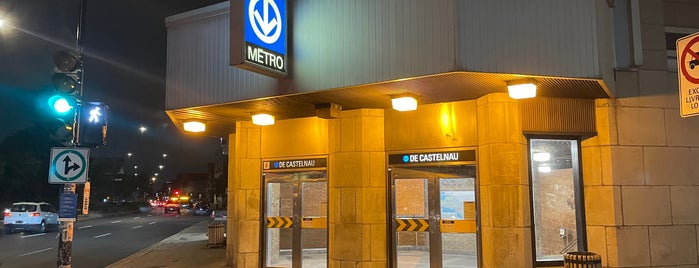 STM Station De Castelnau is one of Metro.