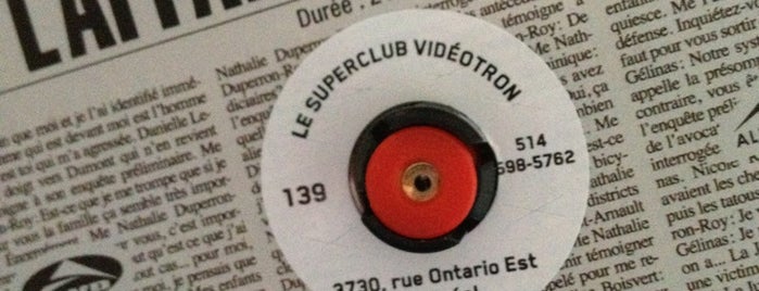 SuperClub Vidéotron is one of Orte, die Stéphan gefallen.