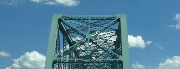 Cairo Mississippi River Bridge is one of 🖤💀🖤 LiivingD3adGirl : понравившиеся места.