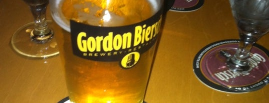 Gordon Biersch Brewery Restaurant is one of District of Beer.