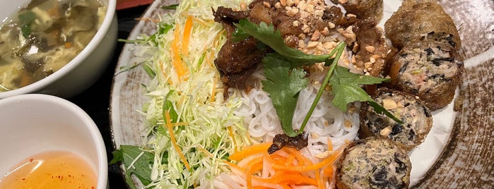 Restaurant Saigon is one of 東京で食べれる世界の料理.